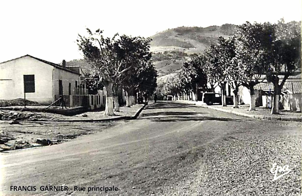 Francis Garnier - Rue principale.jpg
